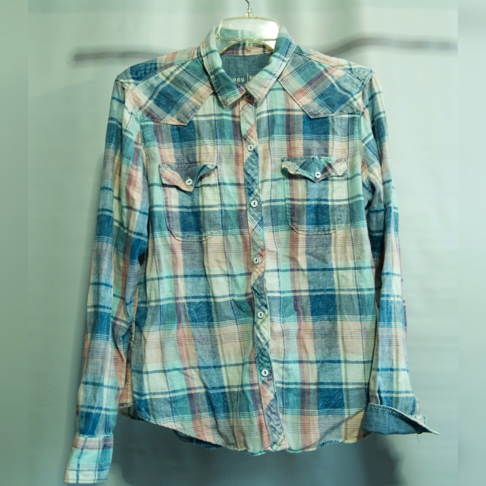 Woman’s Gap flannel shirt